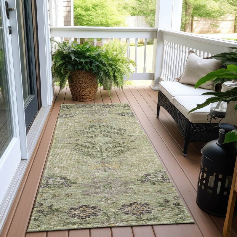Machine Washable Indoor/ Outdoor Boho Traditional Chantille Rug