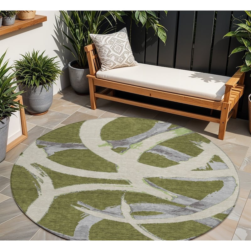 HomeRoots Abstract Transitional Rectangle Outdoor Rug - 8' Round