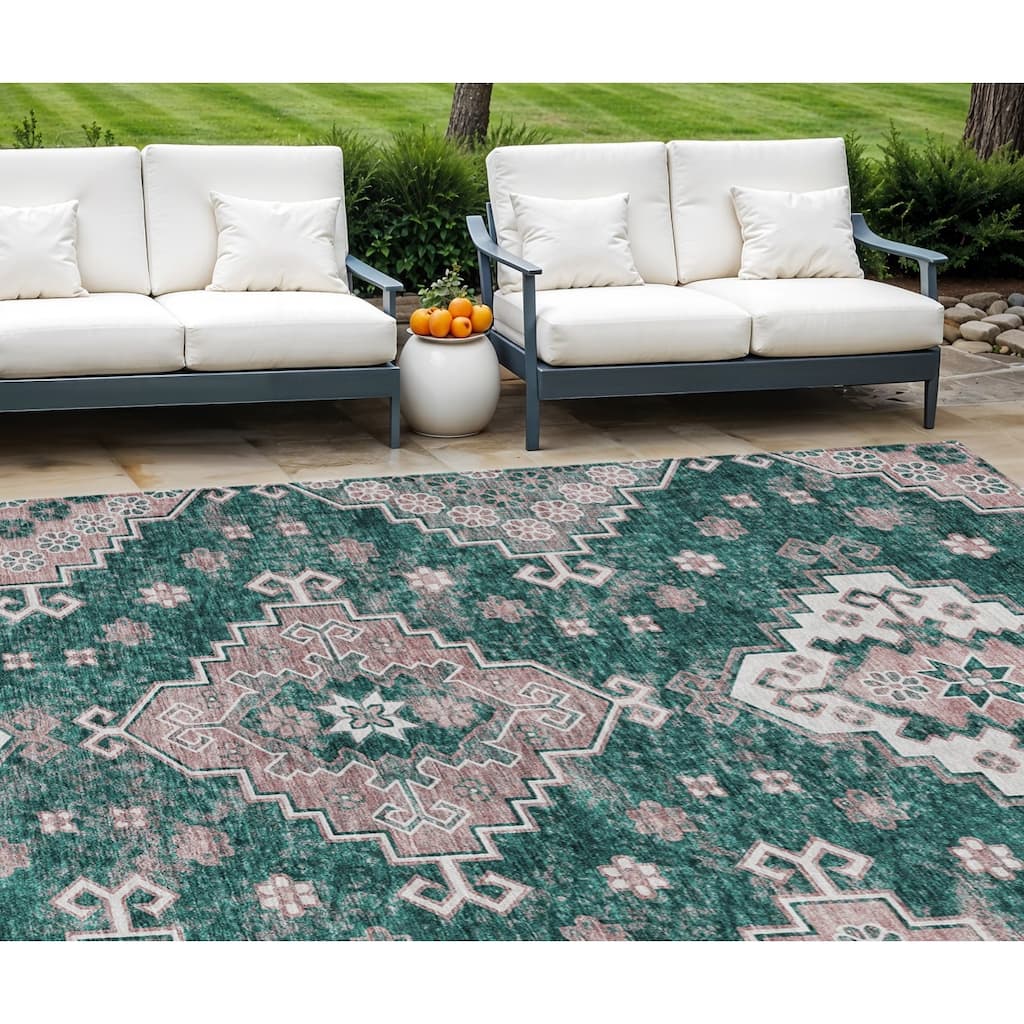 HomeRoots Medallion Traditional Rectangle Outdoor Rug
