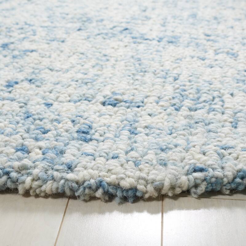 SAFAVIEH Handmade Abstract Euphrasie Modern Wool Rug