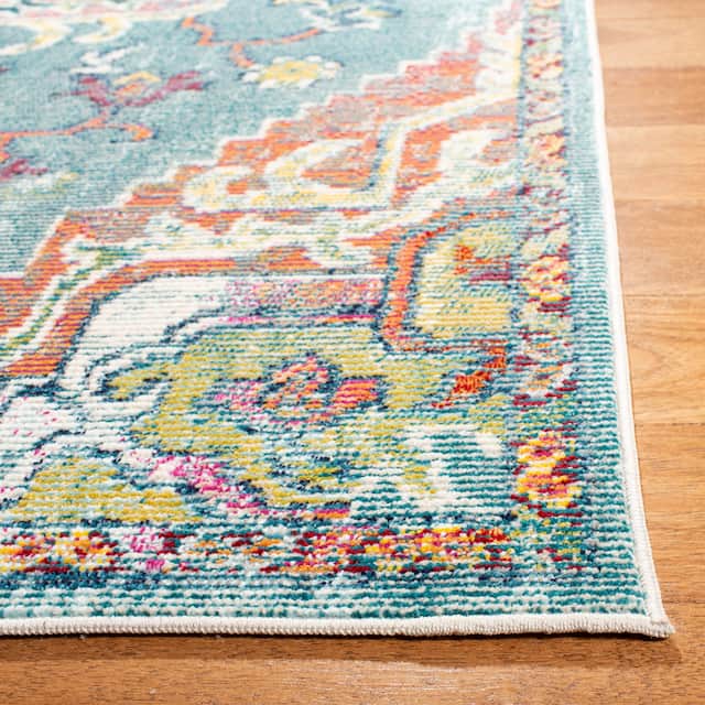 SAFAVIEH Crystal Floretta Vintage Boho Medallion Rug