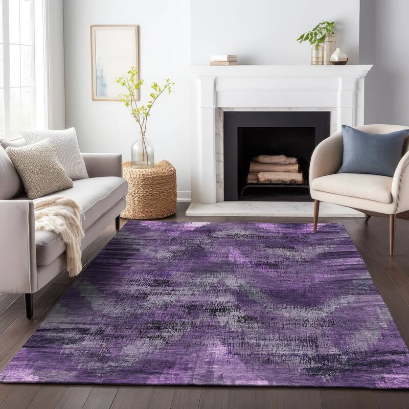 Machine Washable Indoor/ Outdoor Chantille Distressed Chevron Rug