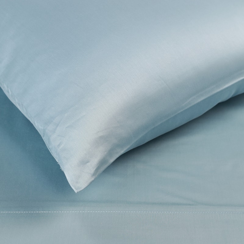 Superior Egyptian Cotton 300 Thread Count Solid Deep Pocket Sheet Set