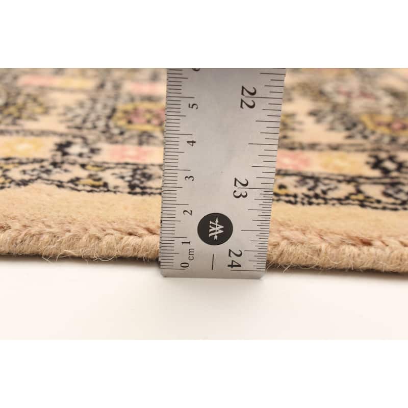 ECARPETGALLERY Hand-knotted Peshawar Bokhara Beige Wool Rug - 4'7 x 6'8