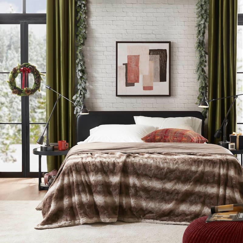 Madison Park Zuri Faux Fur Blanket
