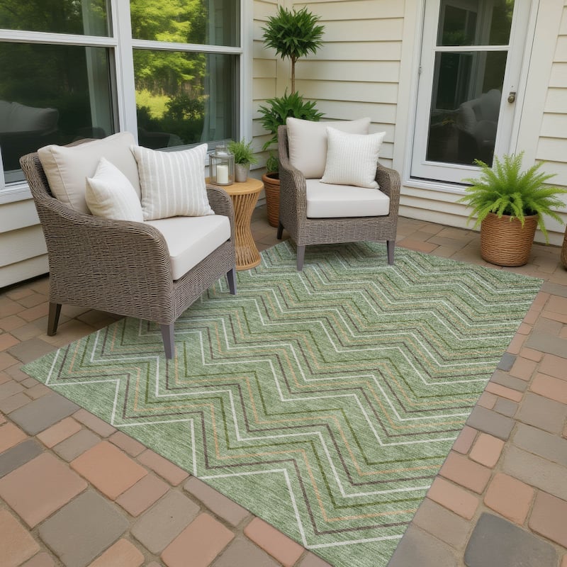 Machine Washable Indoor/ Outdoor Modern Chevron Chantille Rug - Green - 5' x 7'6"