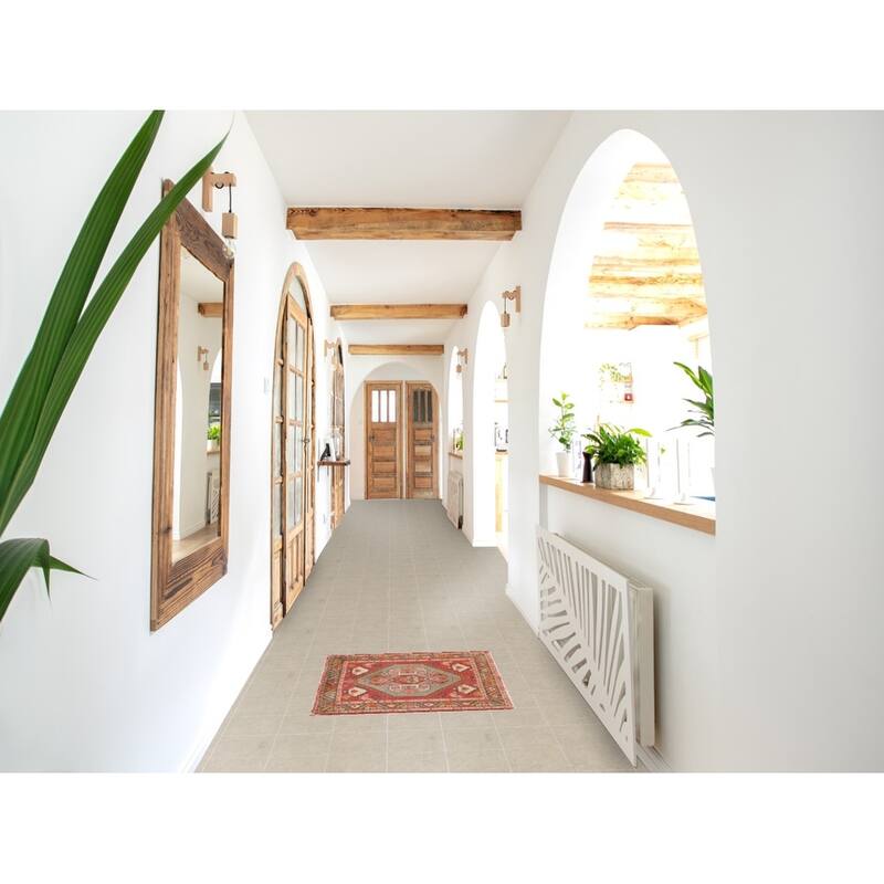 Traditional Shiraz Persian Vintage Square Rug Hand-Knotted Wool Carpet - 2'2" x 2'1"