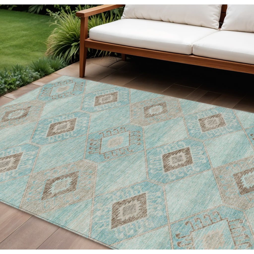 HomeRoots Aztec Transitional Rectangle Outdoor Rug