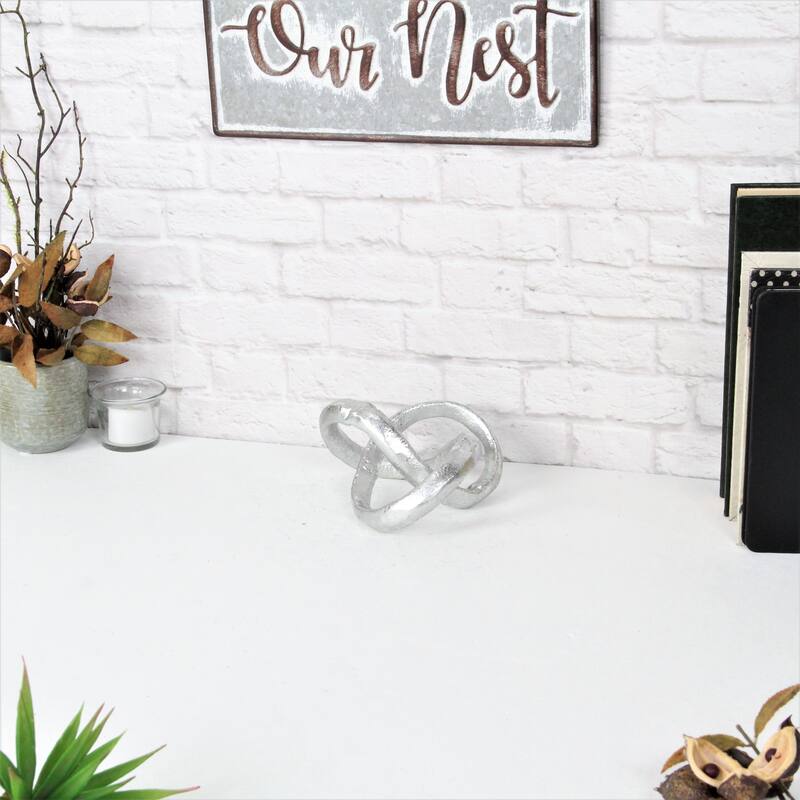 Kompo Black Cast Iron Modern Abstract Infinite Knot Decor