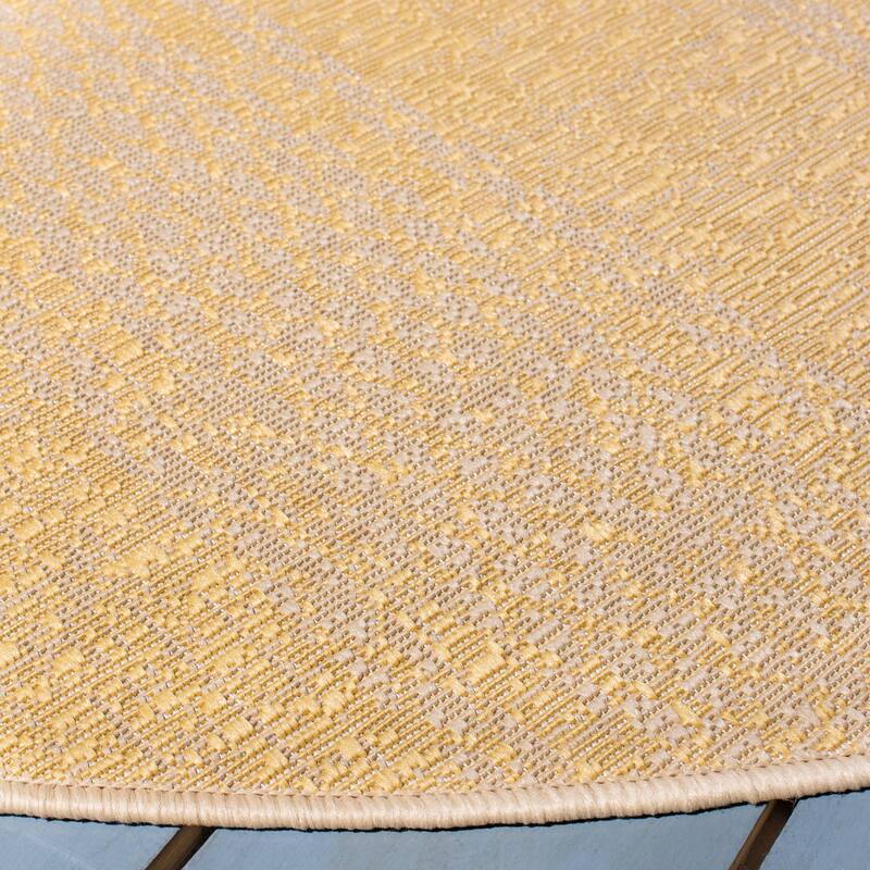 SAFAVIEH Courtyard Nadya Indoor/ Outdoor Waterproof Patio Backyard Rug