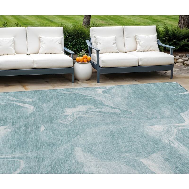 HomeRoots Abstract Transitional Rectangle Outdoor Rug - 10' X 14'