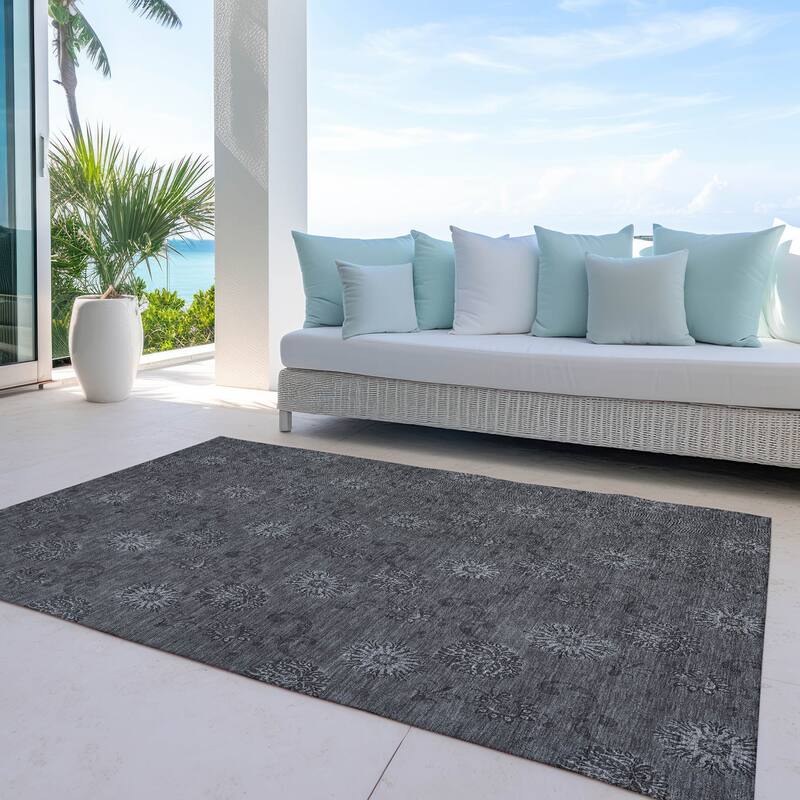 Machine Washable Indoor/ Outdoor Chantille Floral Burst Rug - Gray - 9' x 12'