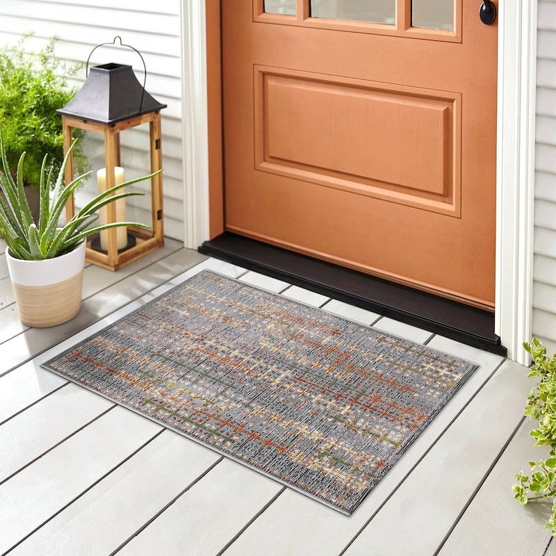 Liora Manne Esencia Sienna Indoor/Outdoor Mat - 2'5" x 3'11" - Black