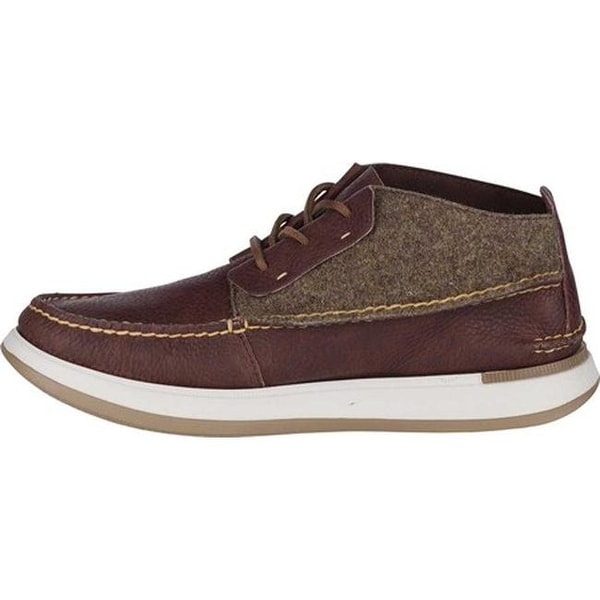 sperry caspian chukka