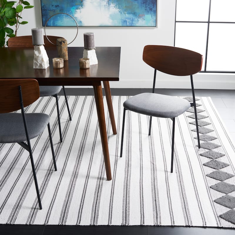 SAFAVIEH Handmade Flatweave Montauk Sietske Boho Stripe Cotton Rug - 3' x 5' - Dark Grey/Ivory