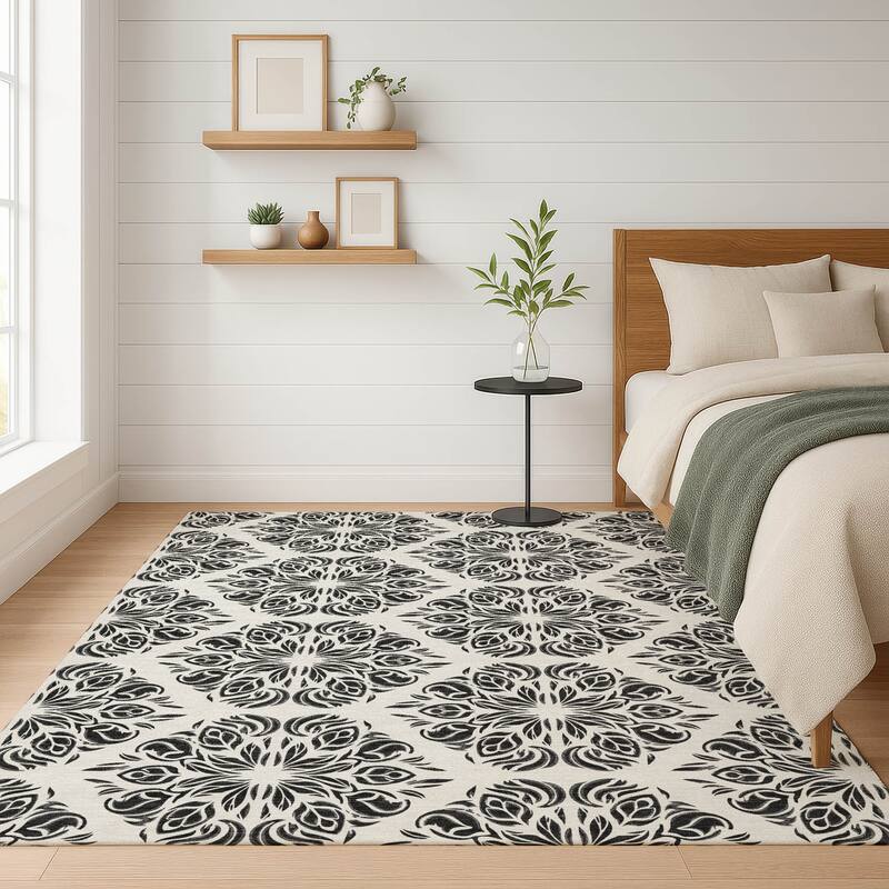 Machine Washable Indoor/ Outdoor Damask Pearl Chantille Rug