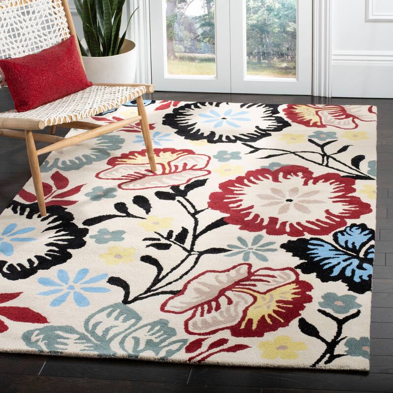 SAFAVIEH Handmade Soho Nereida Garden N.Z. Wool Rug - 3'6" x 5'6" - Ivory/Multi