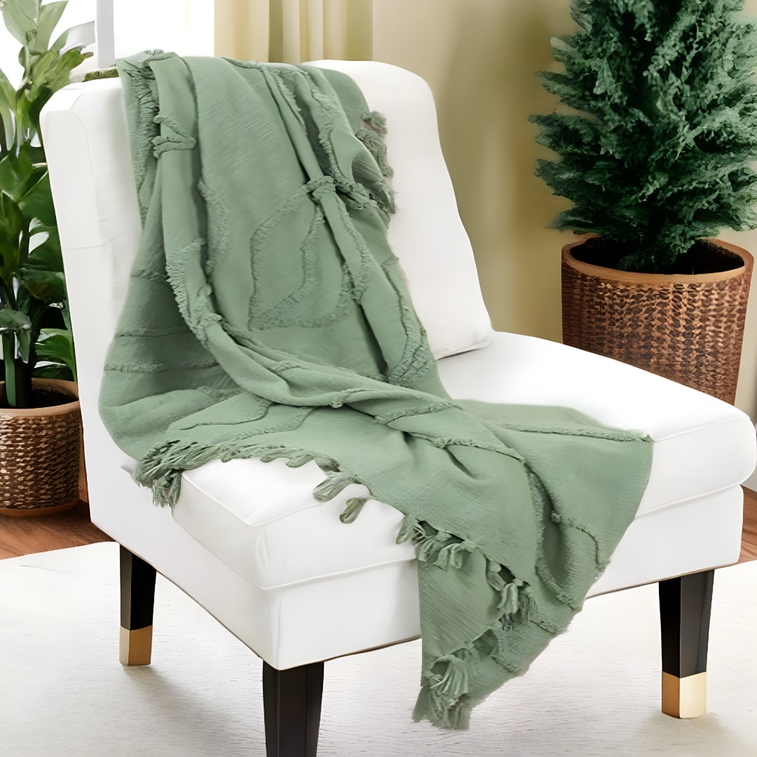 HomeRoots Green Woven 100% Woven Textured Cotton Throw Blanket