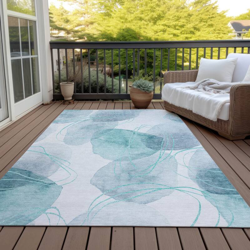 Fara Modern Art-Inspired Weather Resistant Sleek Contemporary Outdoor Rug