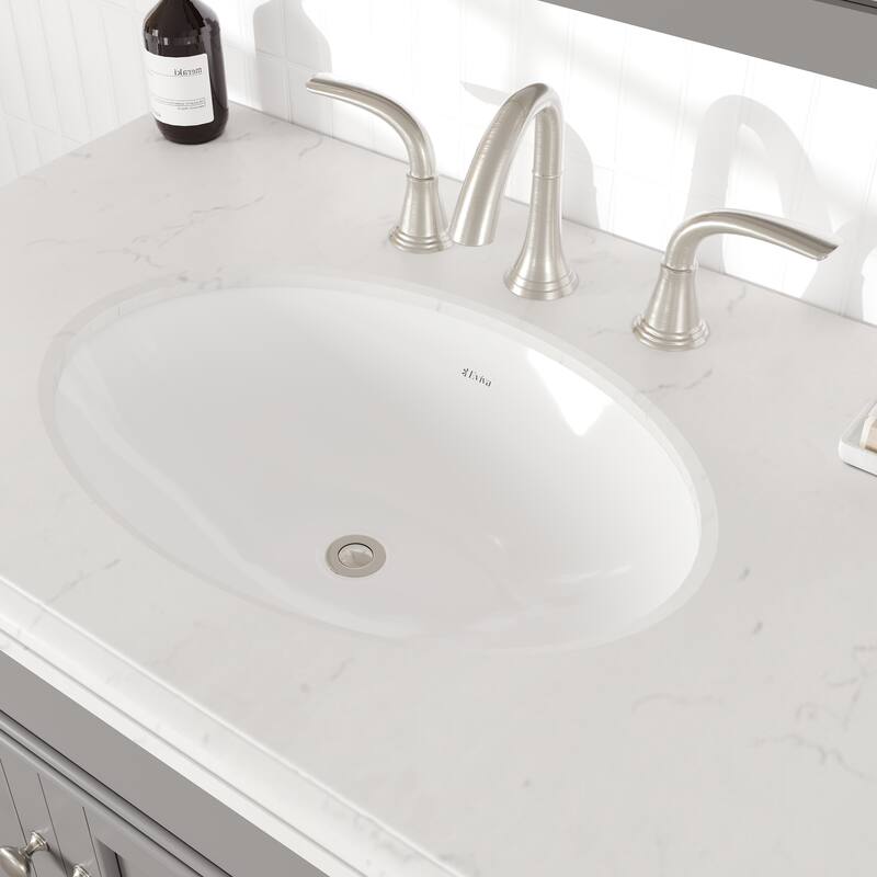Elite Stamford Bath Vanity with Carrara Quartz Top and Porcelain Sink