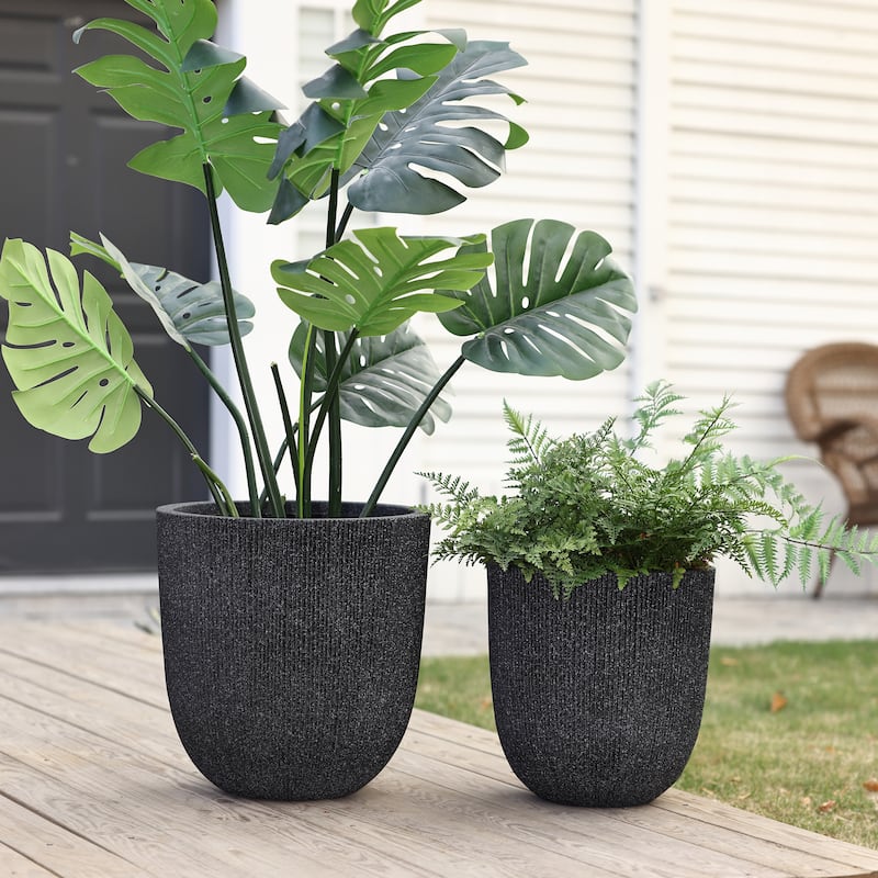 2-Piece Tapered Round Plastic Planters Set, Mediterranean Style