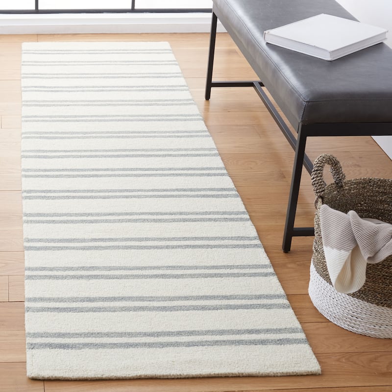 SAFAVIEH Handmade Metro Husnuye Stripe Wool Rug