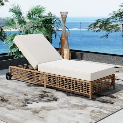 1 Piece Outdoor Lounge Chair, Patio Rattan Chaise Lounge with Cushion and Wheels