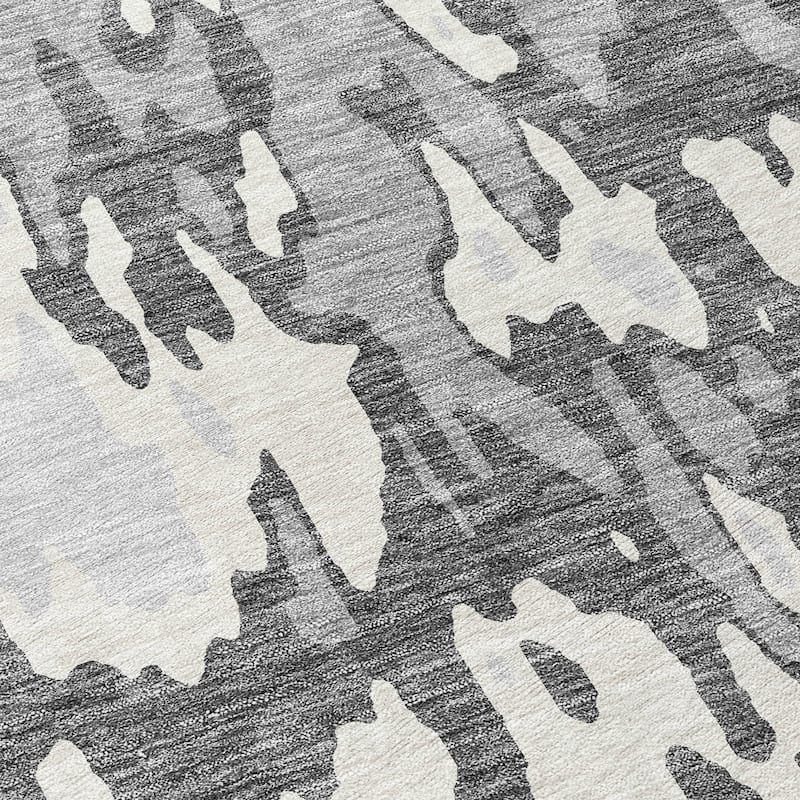 Machine Washable Indoor/ Outdoor Abstract Contemporary Chantille Rug