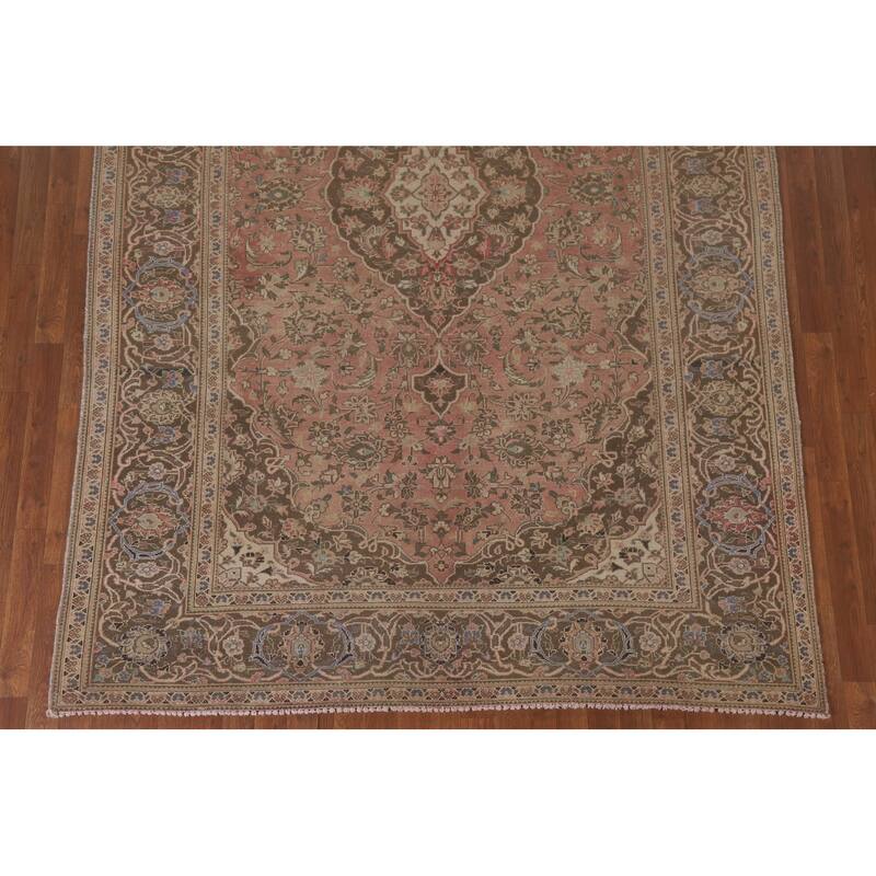 Hand Knotted Oriental 100% Wool Carpet Traditional Floral Pink Kashan Area Rug - 10' 0'' X 6' 9''