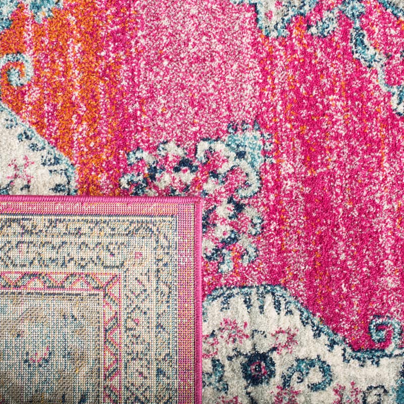 SAFAVIEH, Evoke Seniha Vintage Boho Medallion Rug