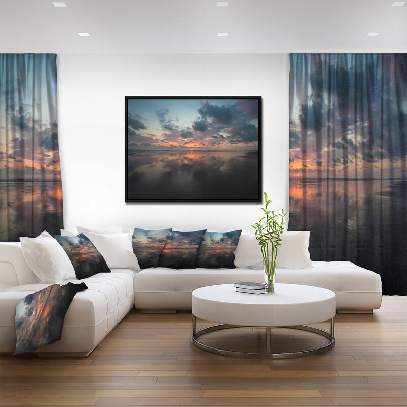 Designart "Matapalo in Costa Rica Beach Sunset" Extra Large Seascape Art Framed Canvas Bed