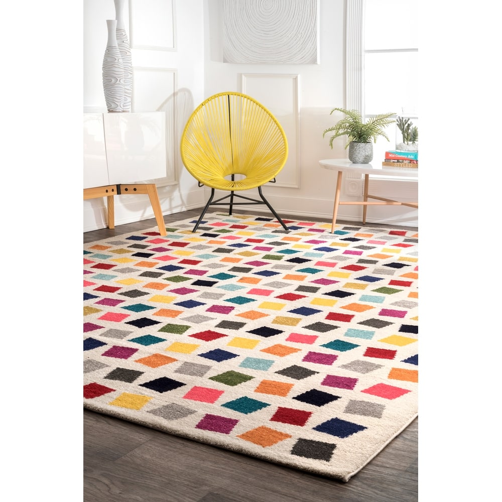 Nuloom Bettye Area Rug