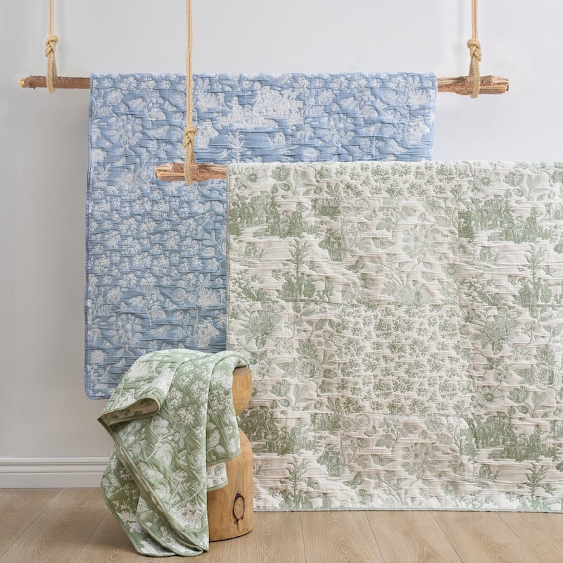 Greenland Home Fashions Patchwork Toile Jacquard Woven Reversible Matelassé Throw Blanket