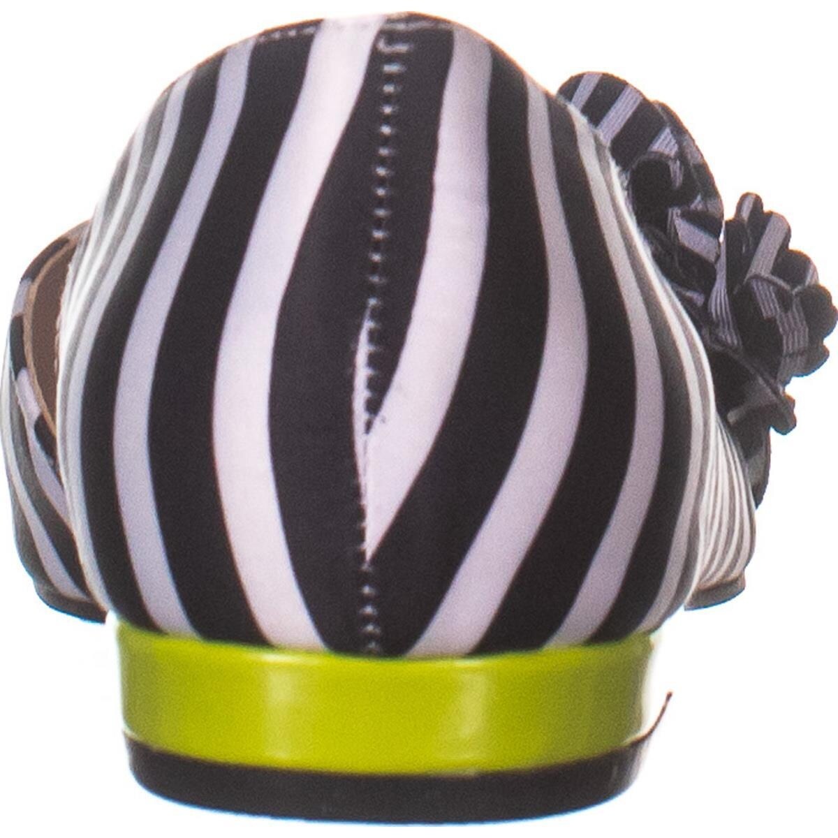 betsey johnson white flats