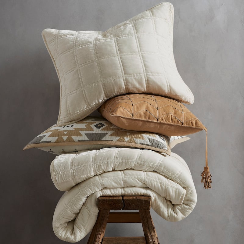 HiEnd Accents Stella Faux Silk Velvet Romantic Western Double Box Stitch Throw Blanket, 50"x60"