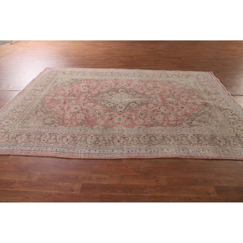 Traditional Mashad Persian Vintage Area Rug Hand-Knotted Wool Carpet - 6'4"x 9'7"