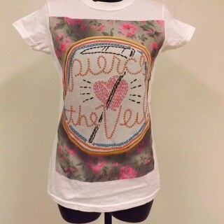 New PIERCE THE VEIL Womens juniors sizes XS-S-M-L-XL-2XL-3XL Concert Band Shirt