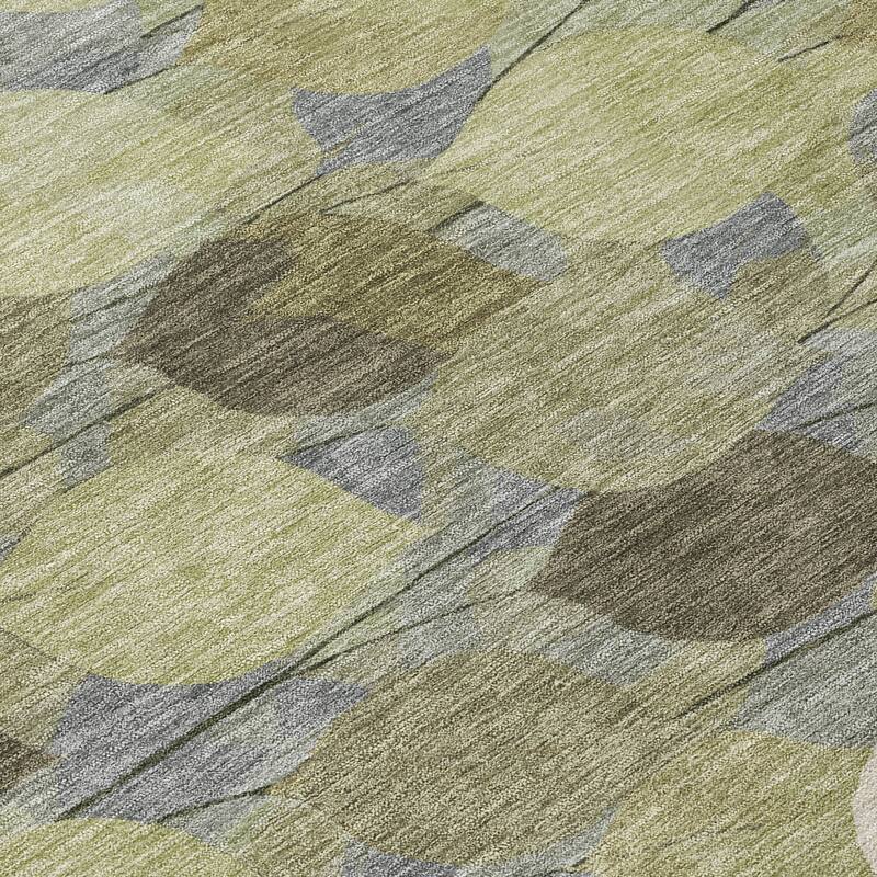 Machine Washable Indoor/ Outdoor Floral Mila Chantille Rug