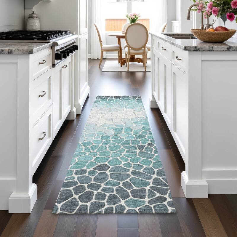 Machine Washable Indoor/Outdoor Contemporary Ombre Chantille Rug