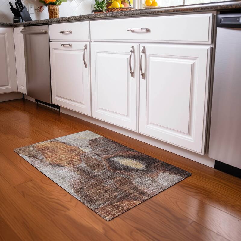 Machine Washable Indoor/ Outdoor Abstract Contemporary Chantille Rug - Coffee - 1'8" x 2'6"