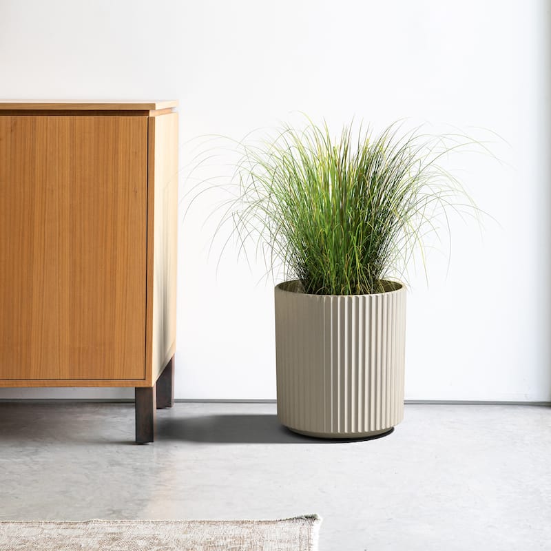Veradek Demi Series Demi Round Planter
