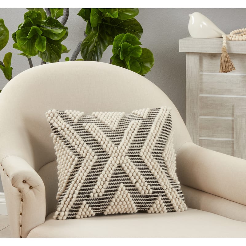 Throw Pillow With Arrow Woven Design, 18"x18"