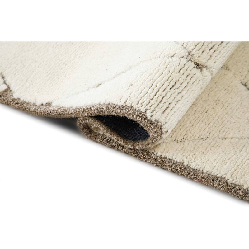 Terra by Obeetee Adab Morrocan Lines Brown Rug