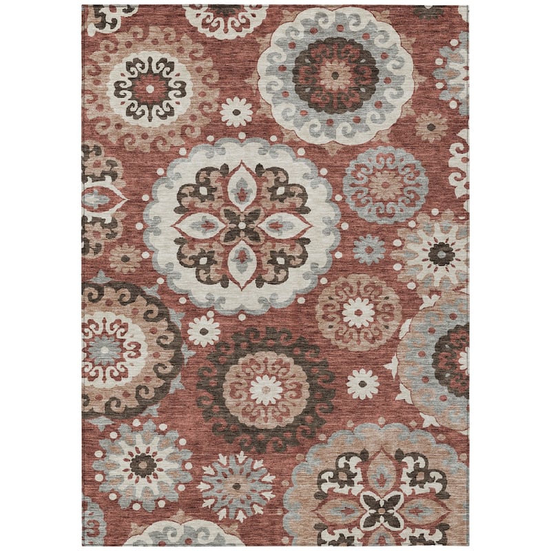 HomeRoots Floral Medallion Transitional Rectangle Outdoor Rug - 3' x 5'