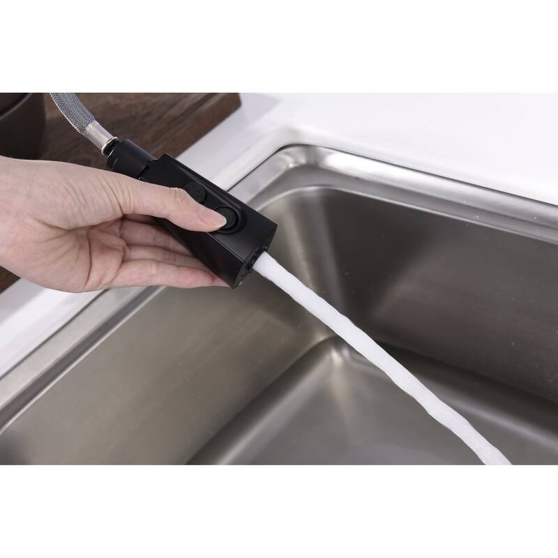 UltraFaucets Ardua Collection Single-Handle Kitchen Faucet With Pull-Down Spray
