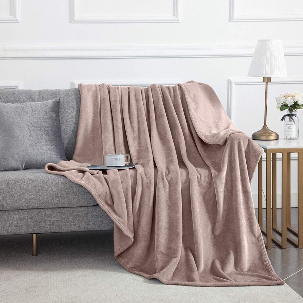Bed bath and beyond blanket sweatshirt hotsell