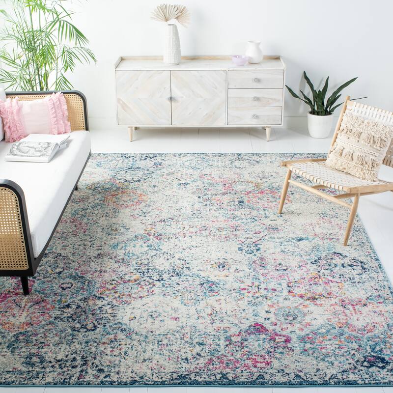 SAFAVIEH Madison Avery Boho Chic Distressed Area Rug