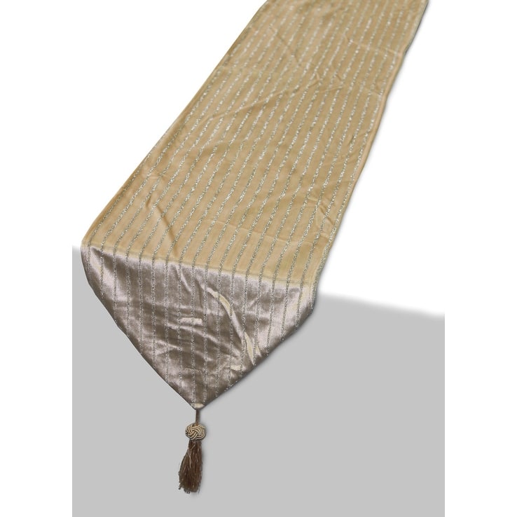 Violet Linen Luxurious Velveteen Vintage Collection 13" X 70" Table Runner