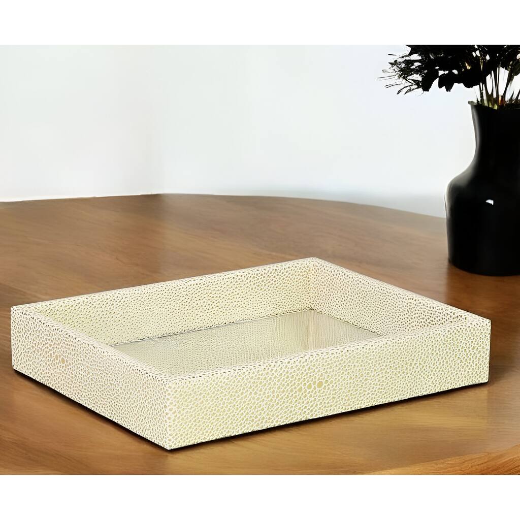 HomeRoots 10" White And Gold Rectangular Mirrored Tray