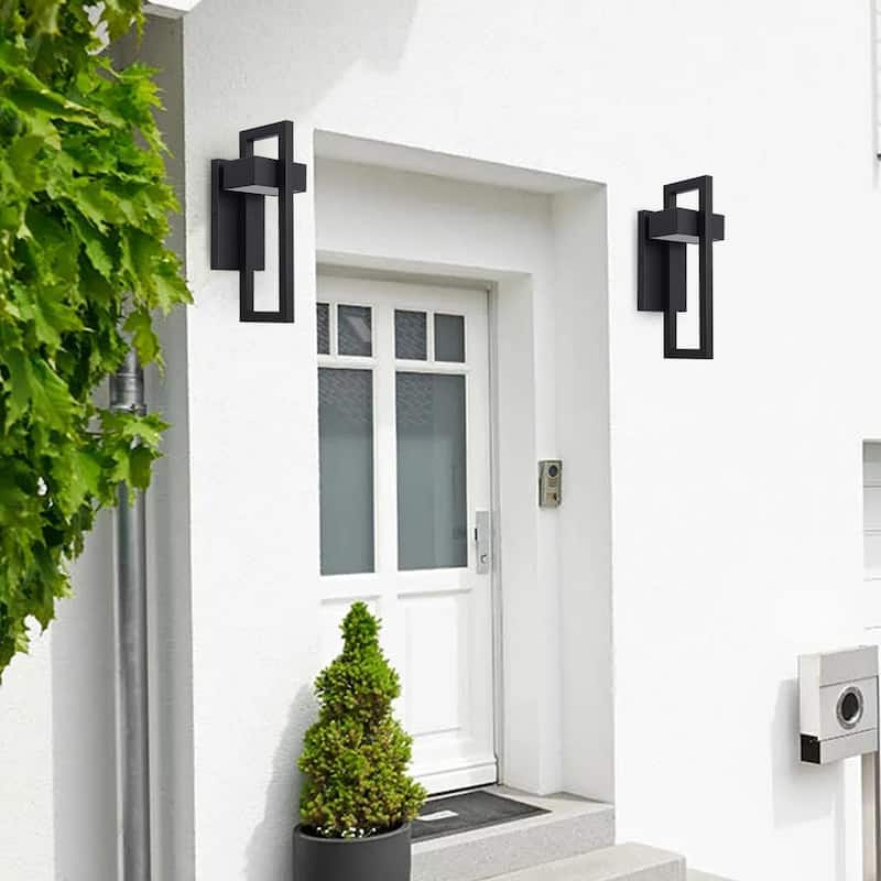 Integrated LED Black/White Aluminum Outdoor 1-Light Wall Sconce